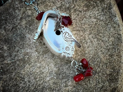 🔥⏰Final 3 Hours: Only $12.99 ✨The 1951 "Magnolia" Birdhouse Necklace