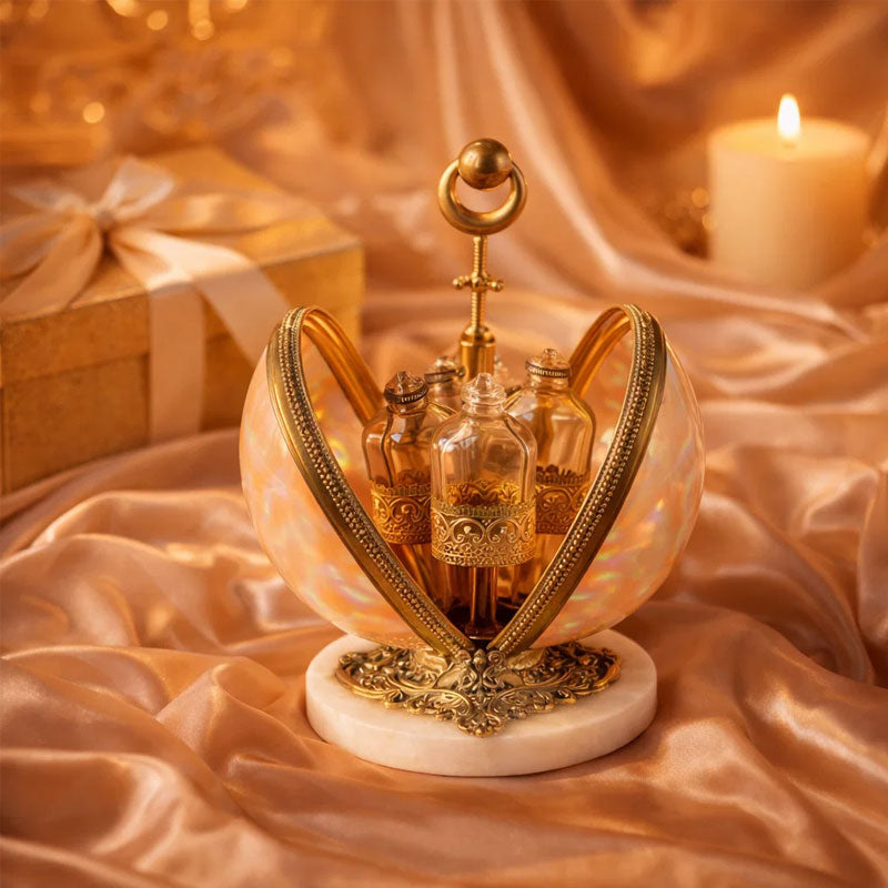 🕯 Vintage Shell Perfume Display(includes 4 empty perfume decanters)