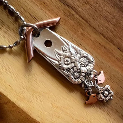 🔥⏰Final 3 Hours: Only $12.99 ✨The 1951 "Magnolia" Birdhouse Necklace