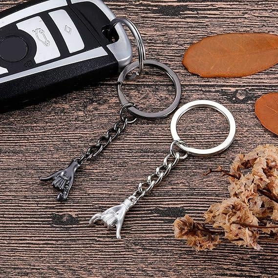 💕 Pinky Promise Matching Keychains – 2-Piece Couple Gift for Valentine’s, Birthdays & Best Friends 🎁✨